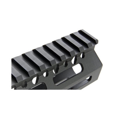                             BCM MCMR 13&quot; handguard compatible with M-LOK - Black                        