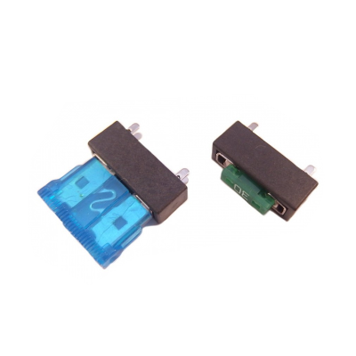                             Low profile fuse socket                        